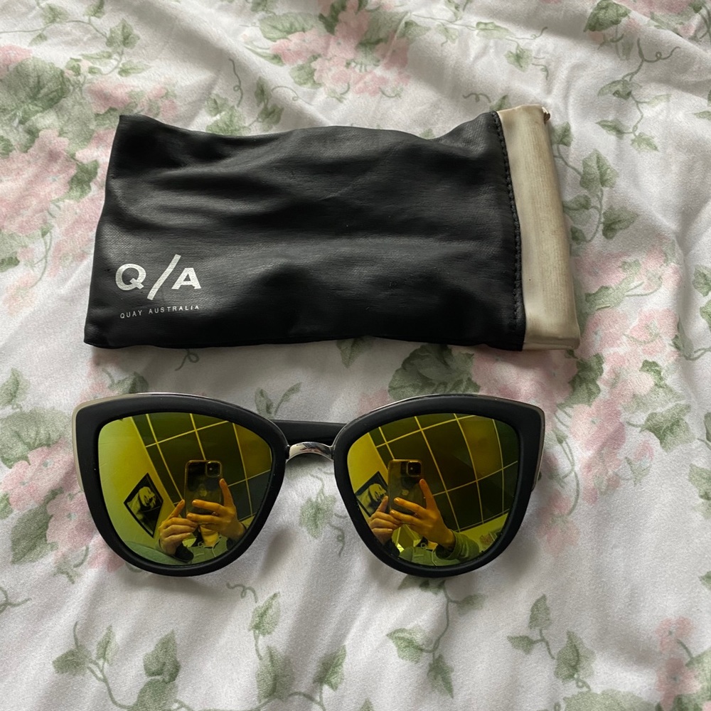 Quay Australia “my girl” sunglasses